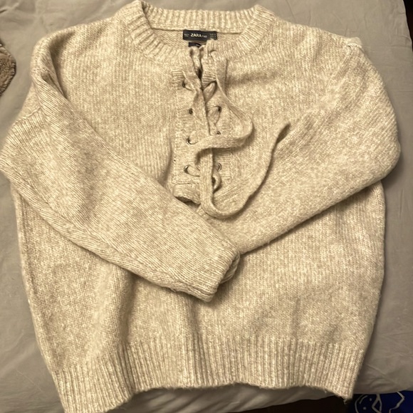 Zara knit with wool sweater sz medium worn once - Picture 1 of 1